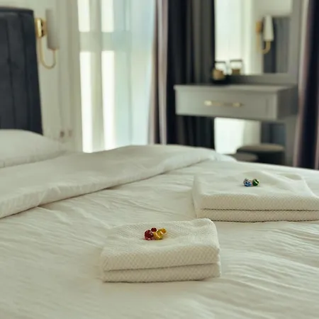 Neo Sase - Denya Forest -near Amazonia - Private Parking Apartment Timisoara