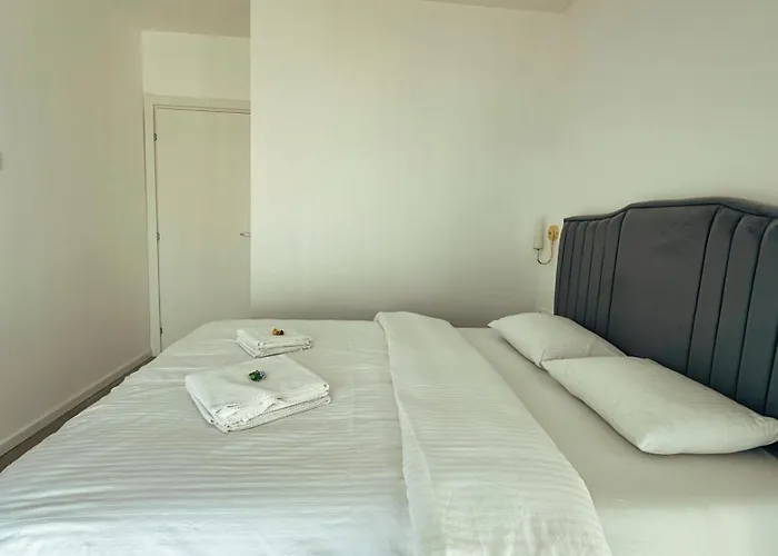 Neo Sase - Denya Forest -near Amazonia - Private Parking Apartment *